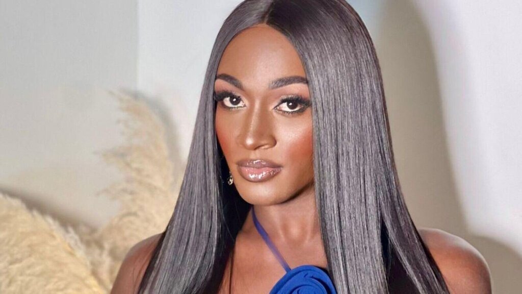 NikoleBrooks